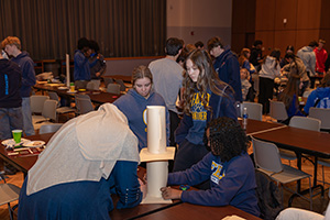 High school students participate in accounting activty